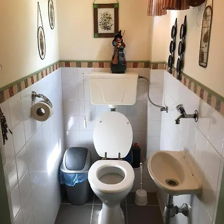 Szendergo - Pincefalu Appartement Hajos